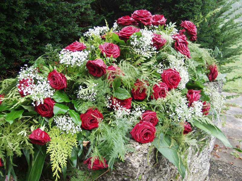 funeraire-CABRIS-min_roses-61203